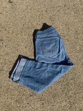 Levi's 545 Capri Jeans Medium Wash Rolled Cuff Denim